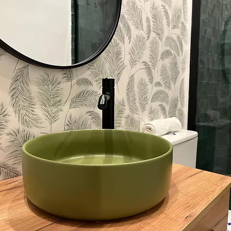 Hidden Gem. Capuchinos Boutique Homes * 카디스