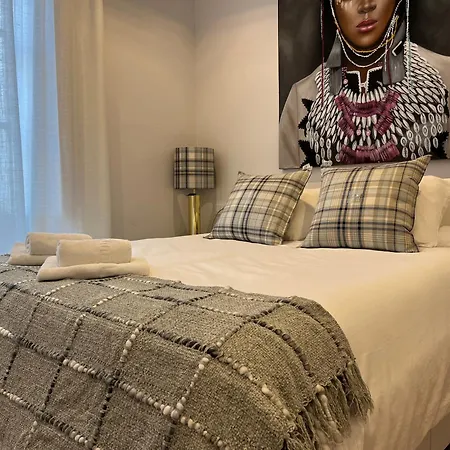 Hidden Gem. Capuchinos Boutique Homes * 카디스